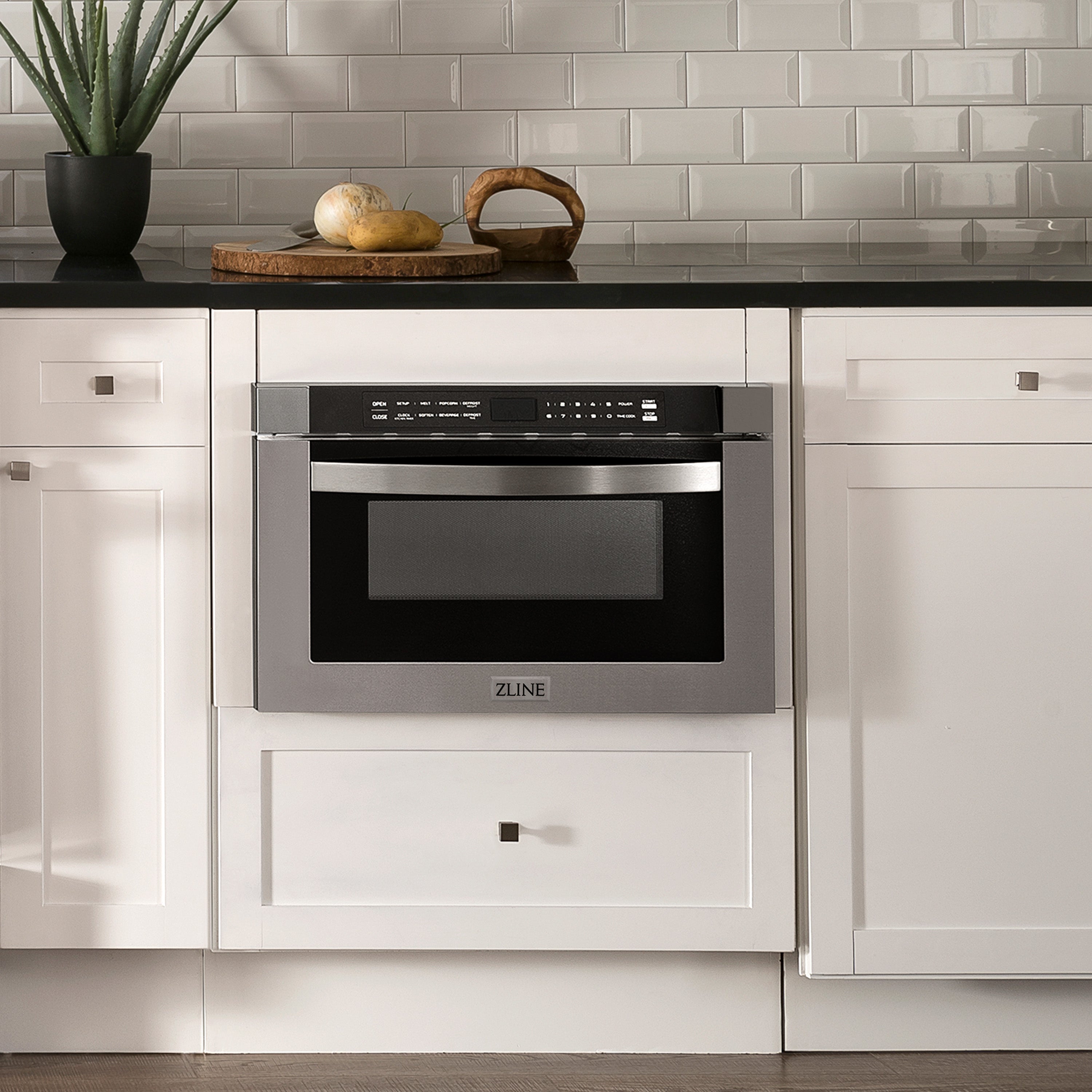 ZLINE 24" 1.2 cu. ft. Built-in Microwave Drawer in Stainless Steel
