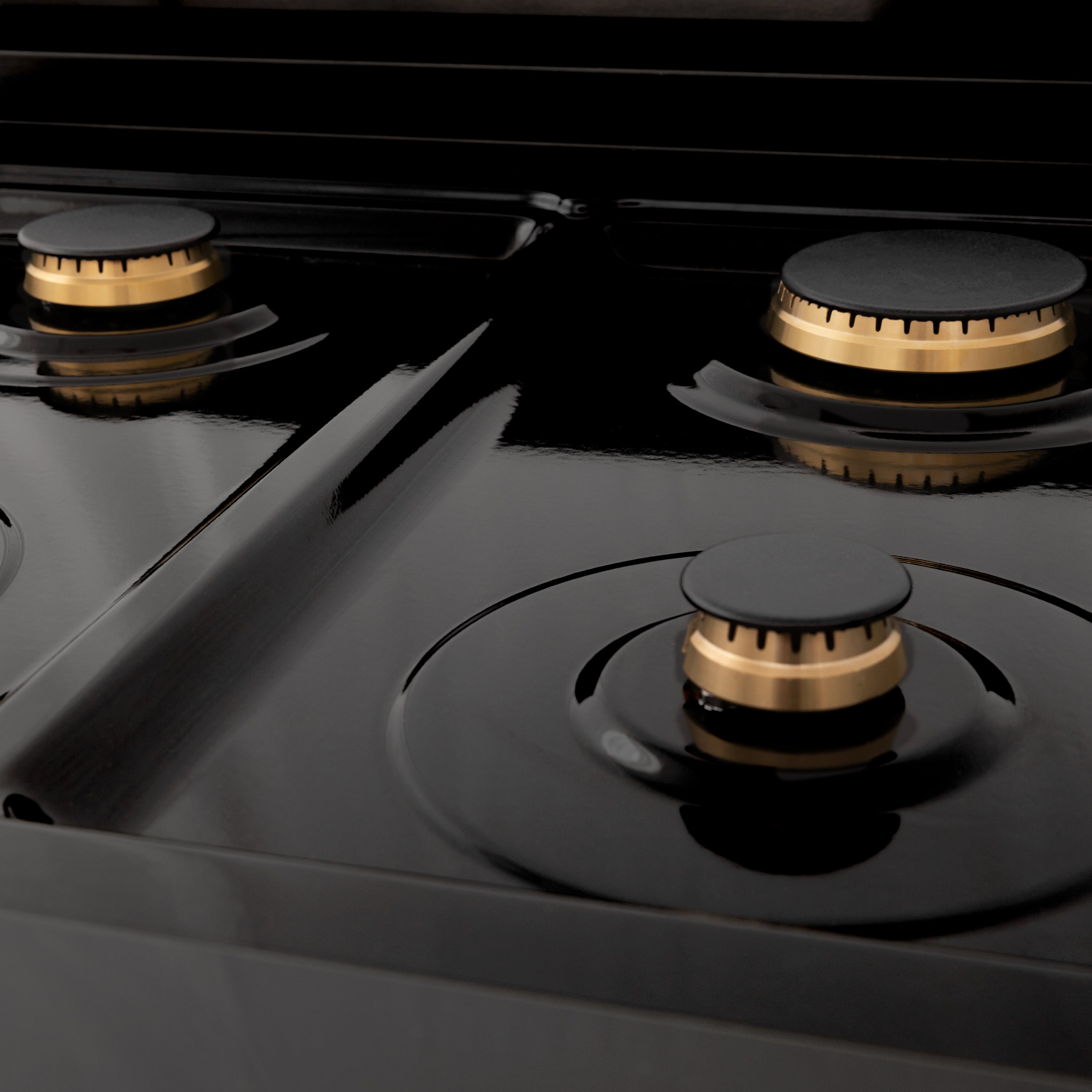 ZLINE Autograph Edition 48" Porcelain Rangetop with 7 Gas Burners in Black Stainless Steel and Champagne Bronze Accents (RTBZ-48-CB)
